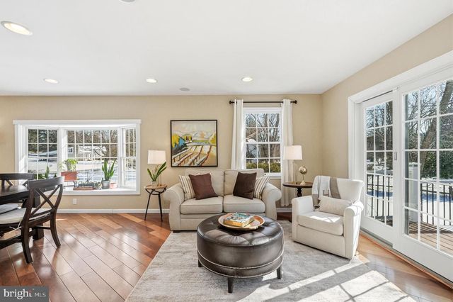 340 COLDSTREAM DR, Berwyn, PA 19312