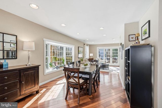 340 COLDSTREAM DR, Berwyn, PA 19312