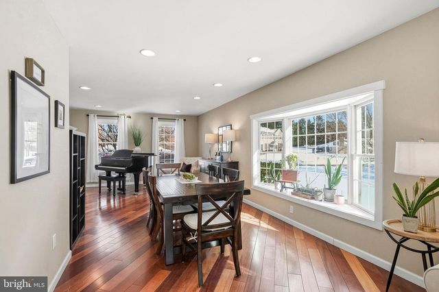 340 COLDSTREAM DR, Berwyn, PA 19312