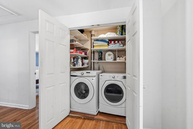 340 COLDSTREAM DR, Berwyn, PA 19312