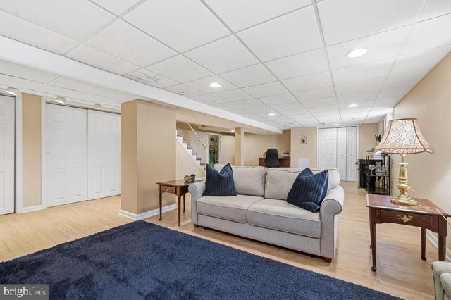 340 COLDSTREAM DR, Berwyn, PA 19312