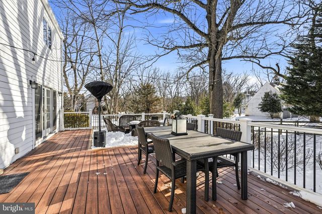 340 COLDSTREAM DR, Berwyn, PA 19312