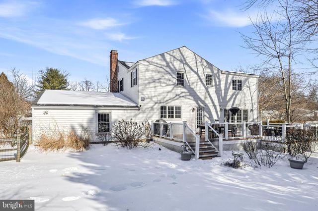 340 COLDSTREAM DR, Berwyn, PA 19312