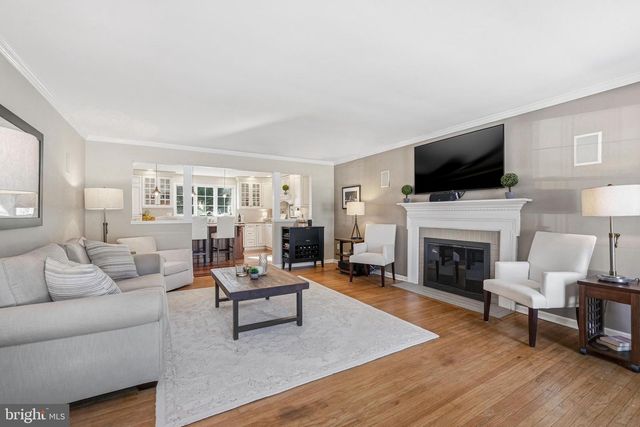 340 COLDSTREAM DR, Berwyn, PA 19312