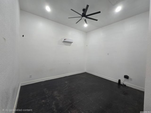 21805 Senior Rd, Von Ormy, TX 78073