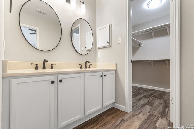 12243 Gwendolen Dr, San Antonio, TX 78253