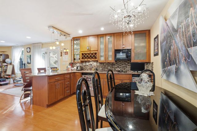 2780 HONEYSUCKLE LN, Huntingdon Valley, PA 19006