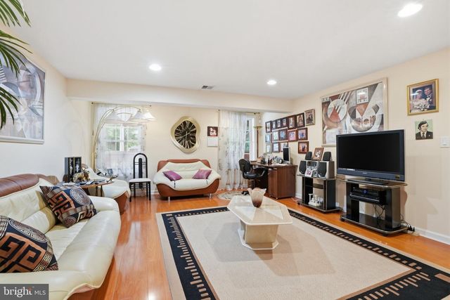 2780 HONEYSUCKLE LN, Huntingdon Valley, PA 19006