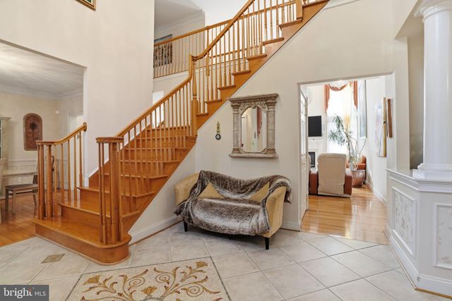 2780 HONEYSUCKLE LN, Huntingdon Valley, PA 19006