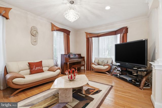 2780 HONEYSUCKLE LN, Huntingdon Valley, PA 19006