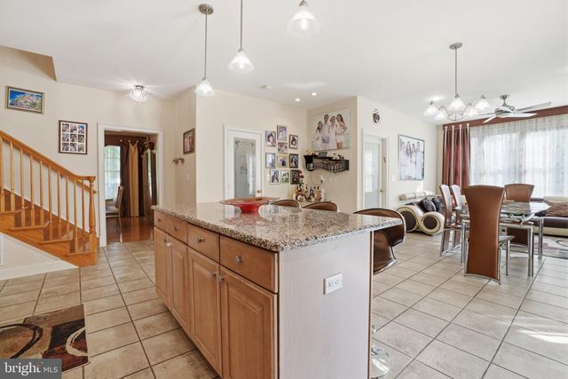 2780 HONEYSUCKLE LN, Huntingdon Valley, PA 19006
