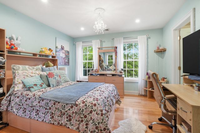 2780 HONEYSUCKLE LN, Huntingdon Valley, PA 19006