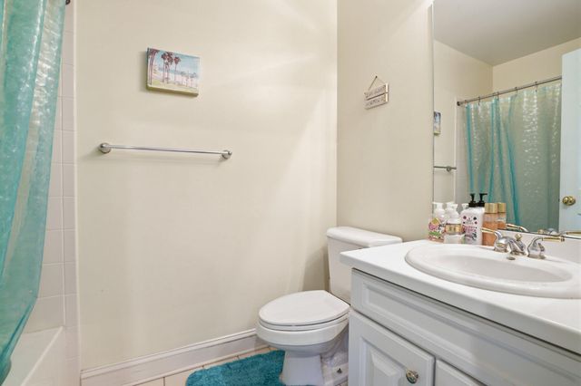 2780 HONEYSUCKLE LN, Huntingdon Valley, PA 19006