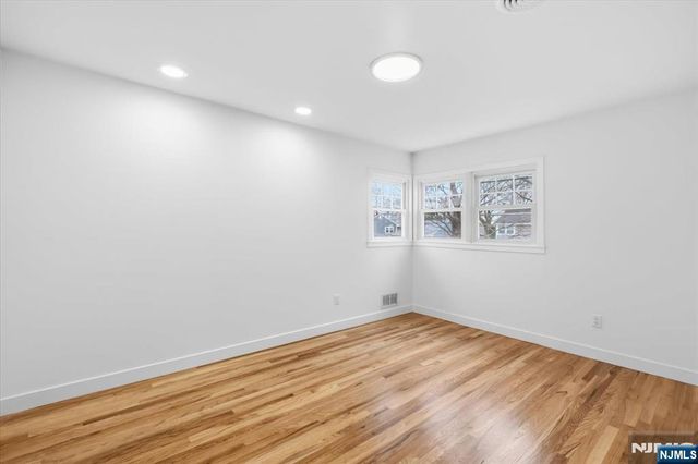 0-04 Pine, Fair Lawn, NJ 07410