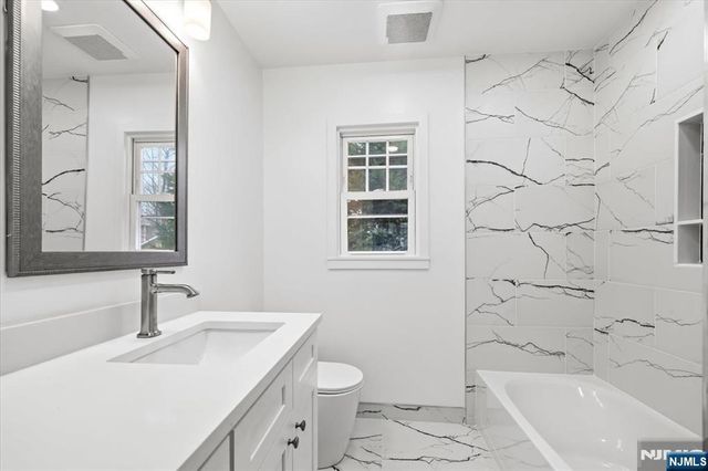 0-04 Pine, Fair Lawn, NJ 07410