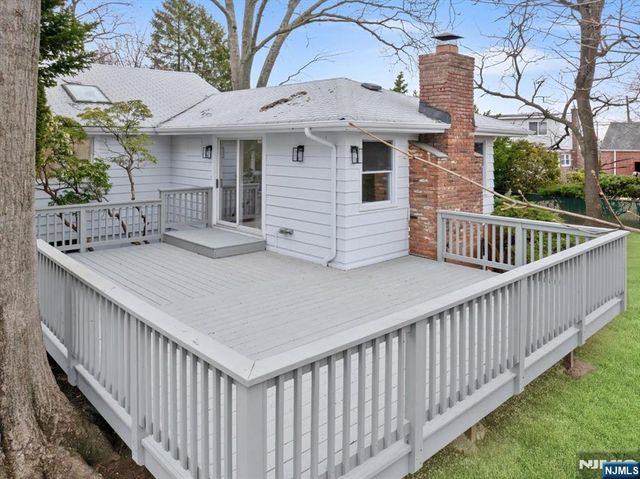 0-04 Pine, Fair Lawn, NJ 07410