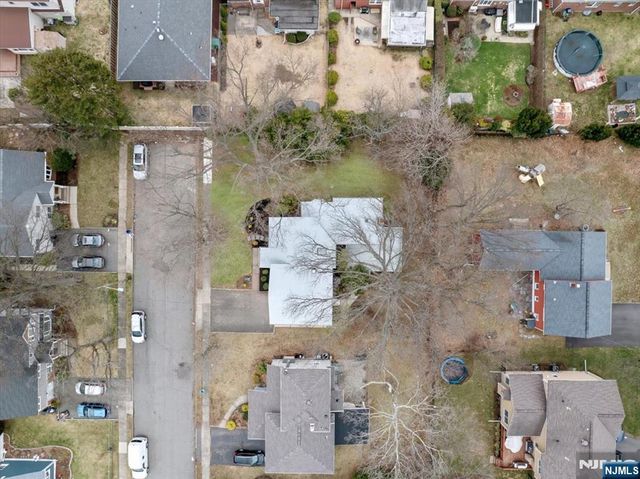0-04 Pine, Fair Lawn, NJ 07410