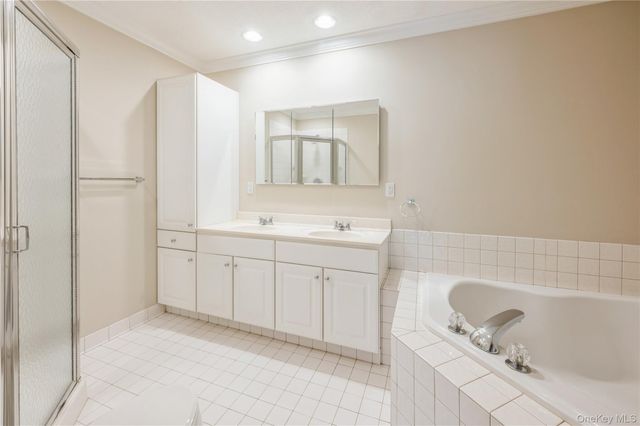 900 Heritage Hills B, Somers, NY 10589
