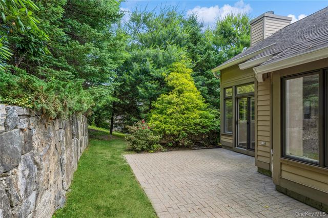 900 Heritage Hills B, Somers, NY 10589