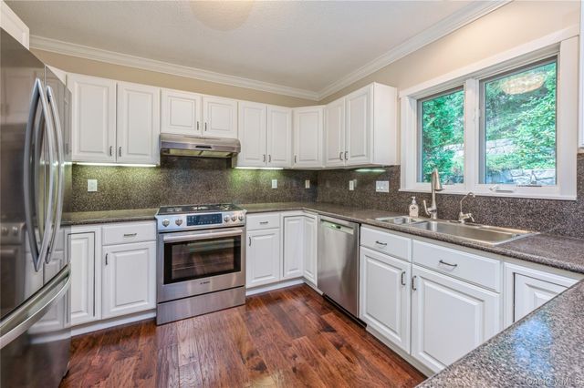 900 Heritage Hills B, Somers, NY 10589