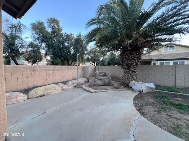 1961 E SHANNON Street, Gilbert, AZ 85295