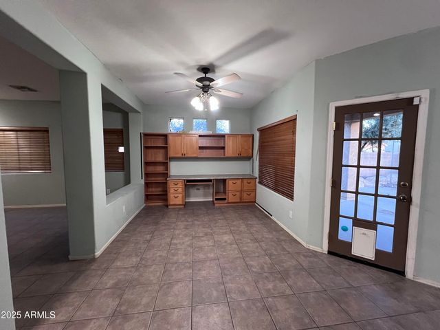 1961 E SHANNON Street, Gilbert, AZ 85295