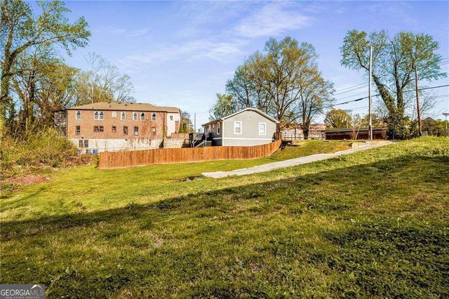 1087 M L King Jr Drive SW, Atlanta, GA 30314