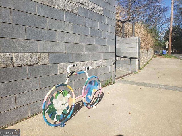 1087 M L King Jr Drive SW, Atlanta, GA 30314