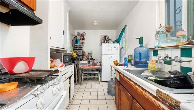 2432 Daly Street, Los Angeles, CA 90031