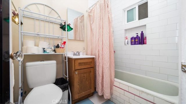 2432 Daly Street, Los Angeles, CA 90031