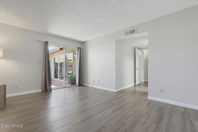 917 S HACIENDA Drive, Tempe, AZ 85281