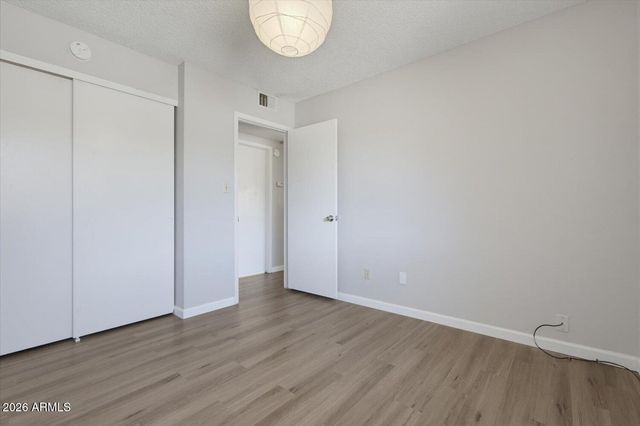 917 S HACIENDA Drive, Tempe, AZ 85281