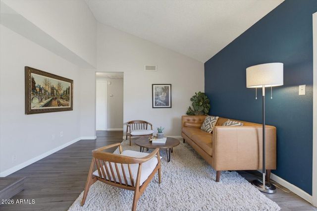 917 S HACIENDA Drive, Tempe, AZ 85281