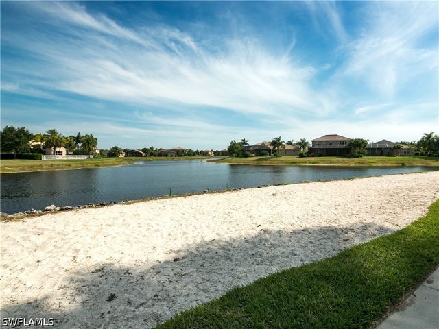 1394 King Sago CT, Naples, FL 34119