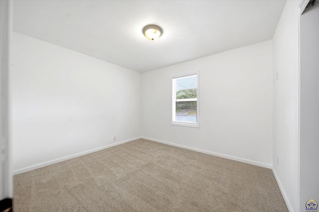 2510 SE Wisconsin AVE, Topeka, KS 66605