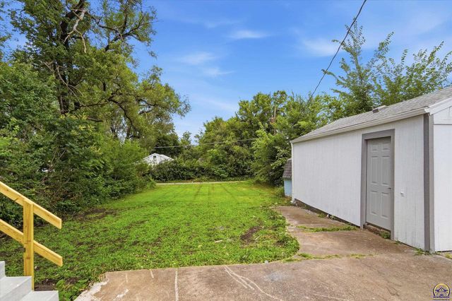 2510 SE Wisconsin AVE, Topeka, KS 66605