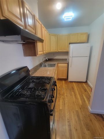 2407 Barker Avenue, Bronx, NY 10467