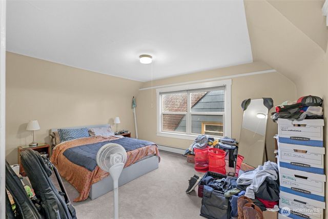 708 Warren Avenue N, Seattle, WA 98109