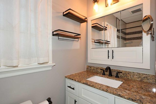 10907 Glenway COURT, Wauwatosa, WI 53222