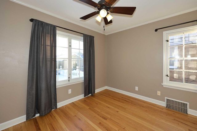 10907 Glenway COURT, Wauwatosa, WI 53222