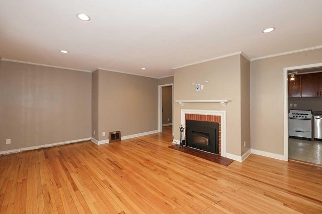 10907 Glenway COURT, Wauwatosa, WI 53222