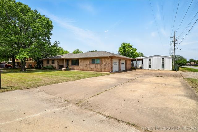 300 Michele, Calera, OK 74730