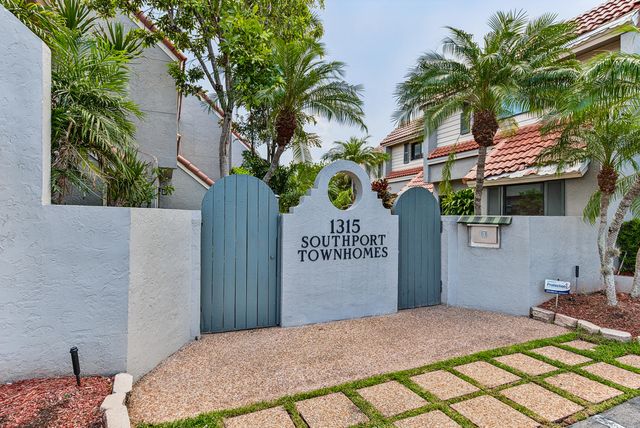 1315 MIAMI Road D, Fort Lauderdale, FL 33316