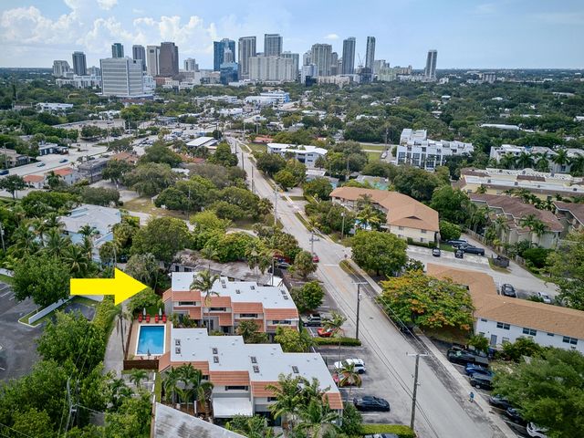 1315 MIAMI Road D, Fort Lauderdale, FL 33316