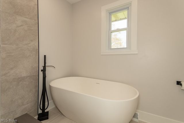 8839 Billings Road, Kirtland, OH 44094