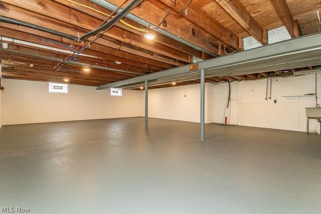 8839 Billings Road, Kirtland, OH 44094