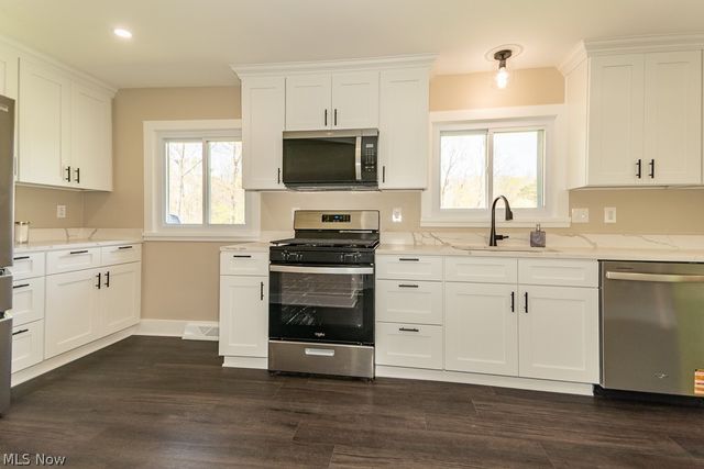 8839 Billings Road, Kirtland, OH 44094