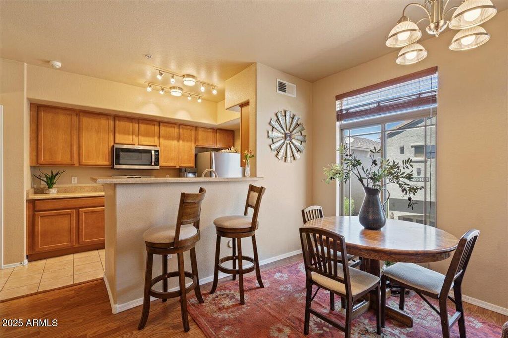 Image 9 of property listing at 2402 E 5TH Street 1446, Tempe, AZ 85288