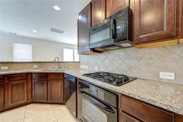 3939 Calgary Circle, Missouri City, TX 77459