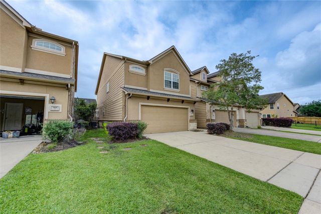 3939 Calgary Circle, Missouri City, TX 77459